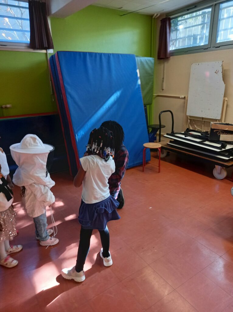 animation abeille bourroches